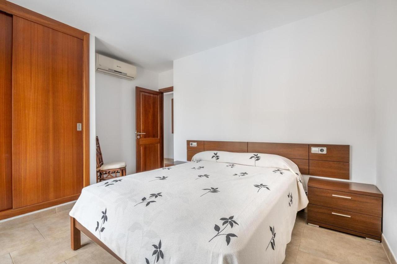 סנטני Apartaments Vaixell מראה חיצוני תמונה